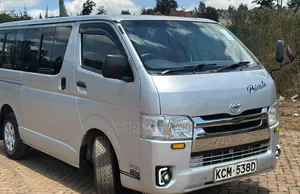 Toyota HiAce 2009 Silver