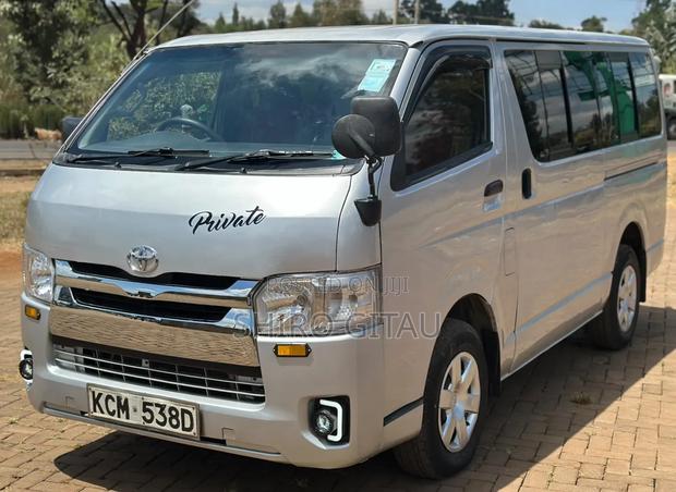 Toyota HiAce 2009 Silver - thumbnail 7