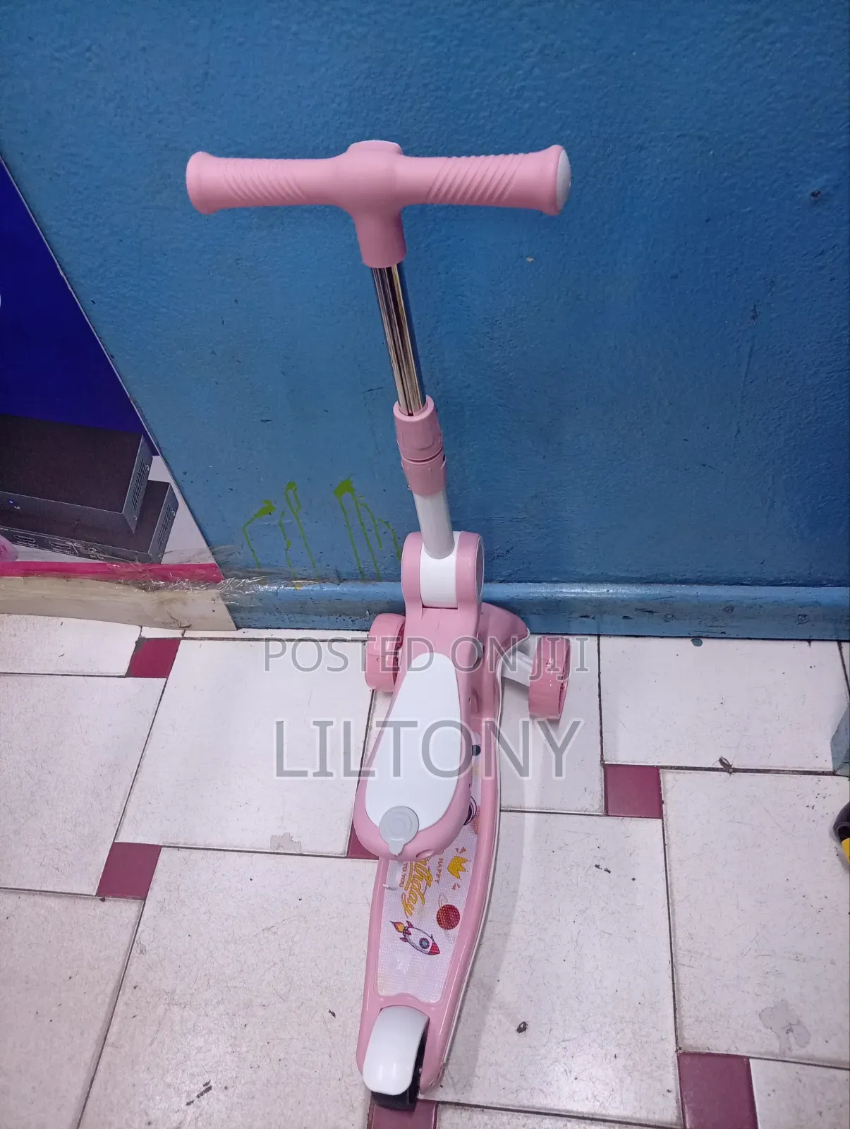 Pink Scooter (New)