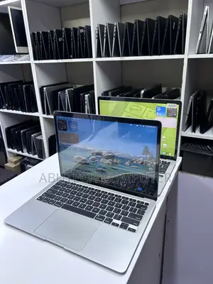 Laptop Apple MacBook Air 2020 M1 8GB Intel Core i5 SSD 256GB