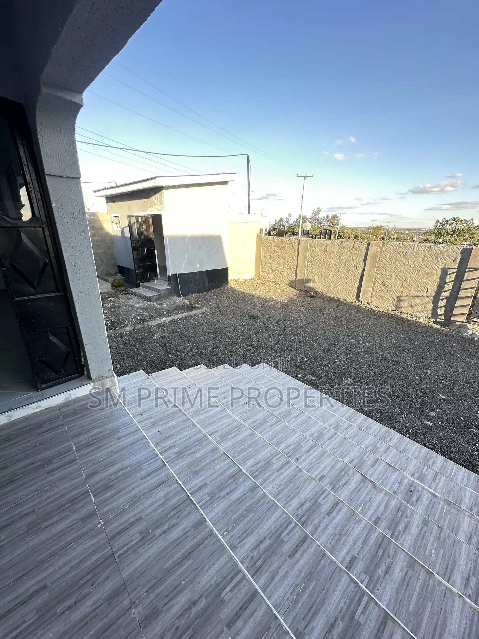 3bdrm Bungalow in Kitengela for sale