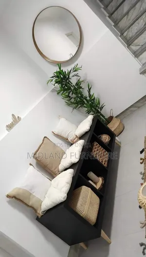 Entryway/ Hallway Bench With Storage Pay on Delivery 