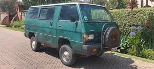 Mitsubishi Delica 1986 Green
