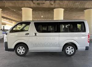 Toyota GranAce 2019 Silver