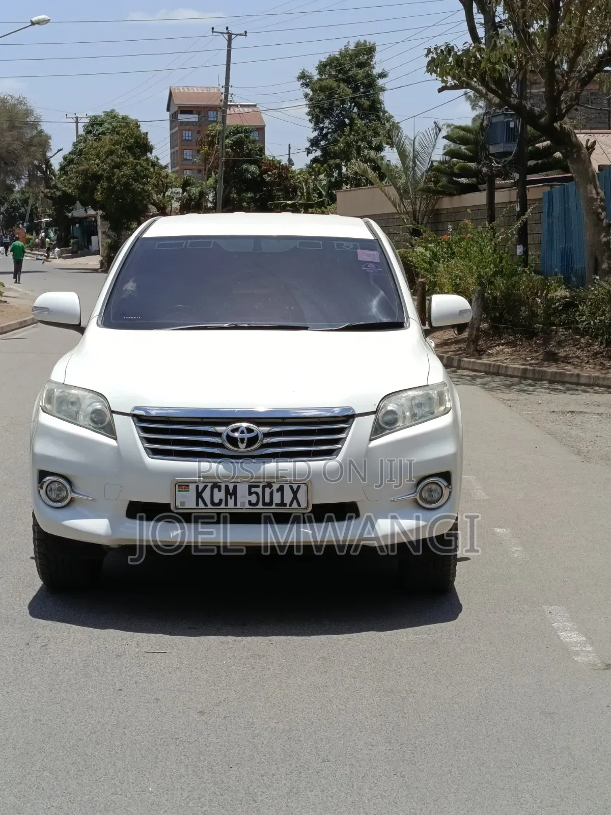 Toyota Vanguard 2010 White