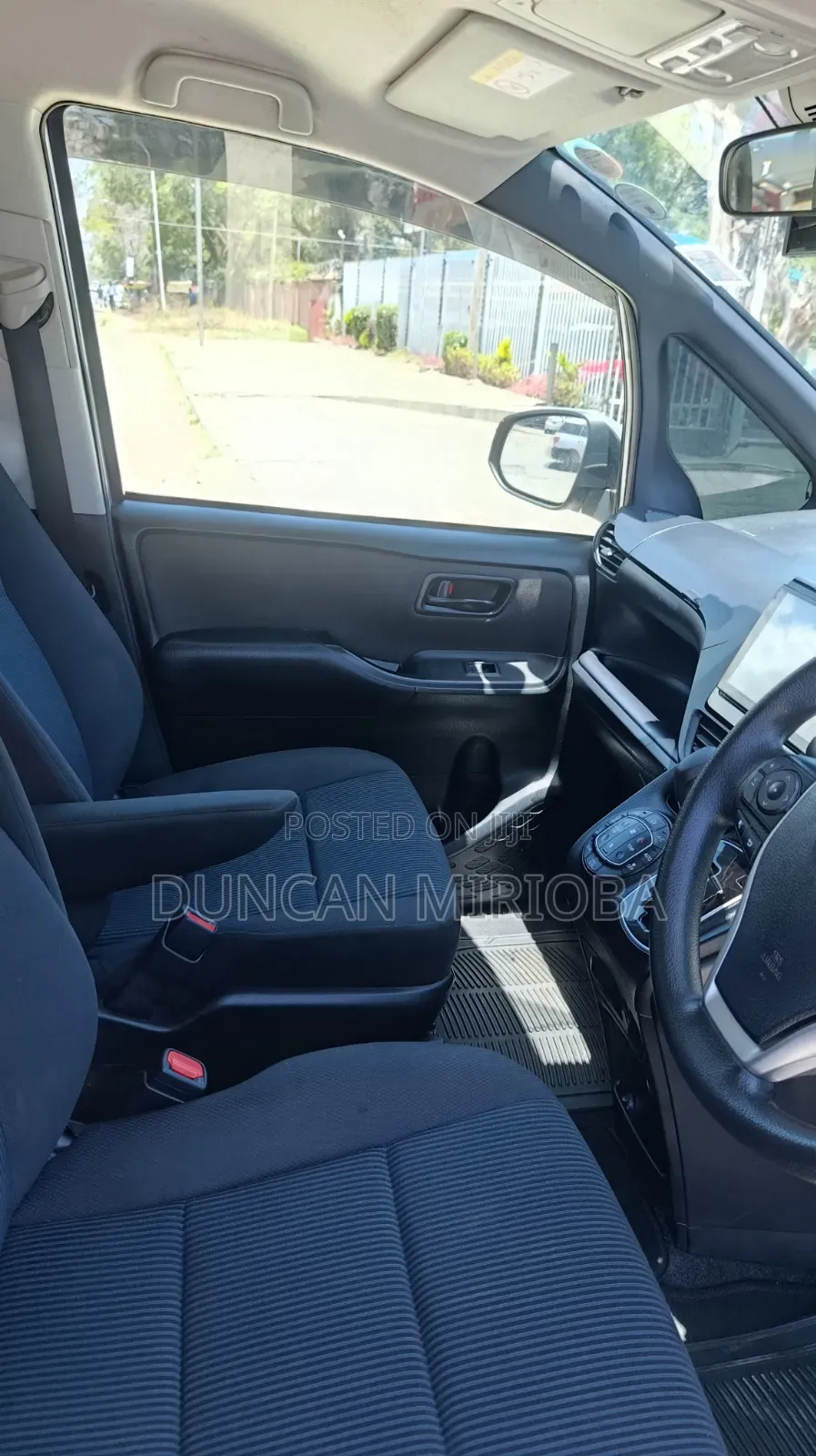 Toyota Noah 2020 Silver