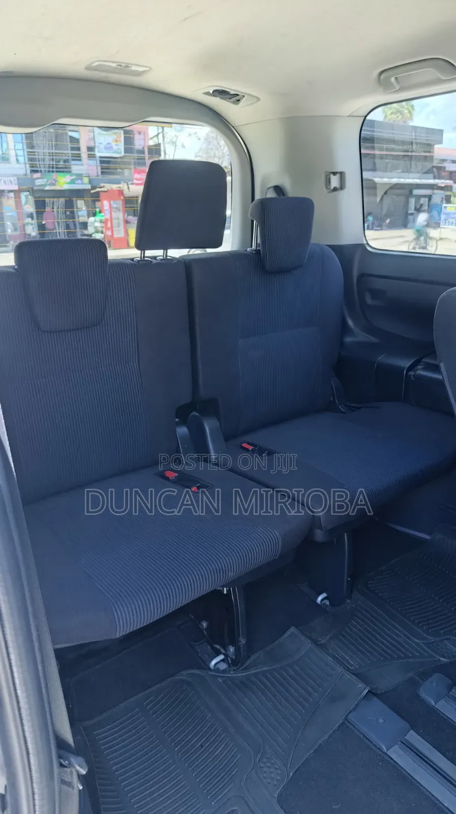 Toyota Noah 2020 Silver