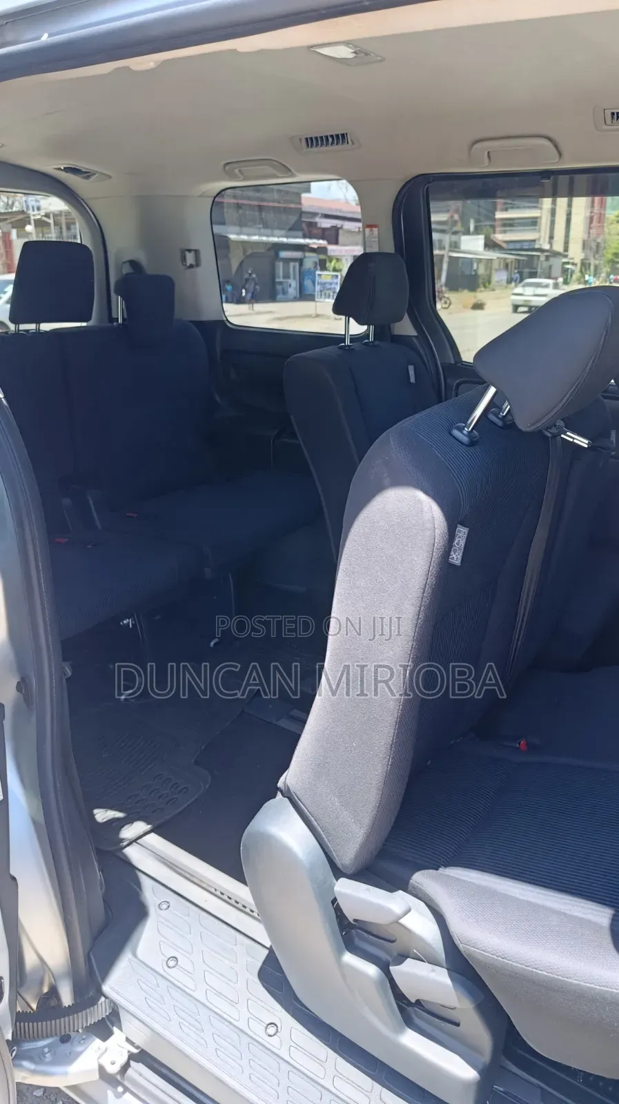 Toyota Noah 2020 Silver