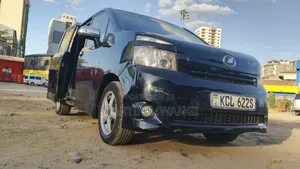 Toyota Voxy V 2WD 7-Seater 2010 Black