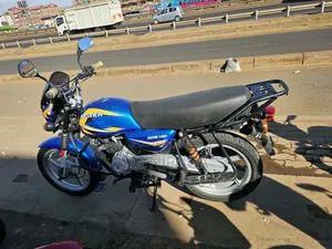 Bajaj Boxer 125 2026 Blue