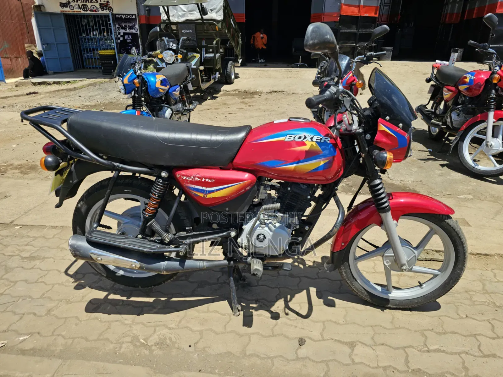Bajaj Boxer 125 2026 Red