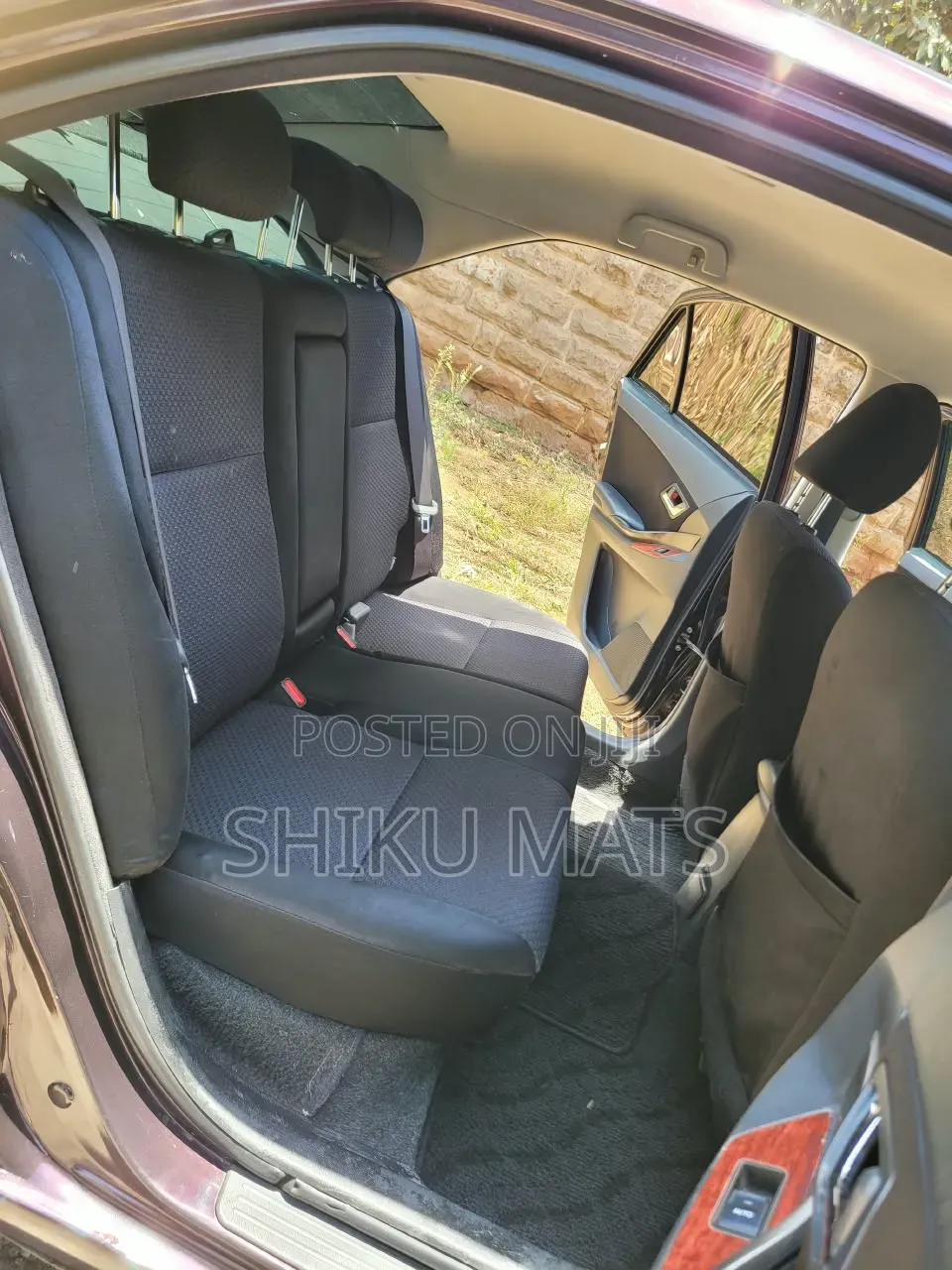 Toyota Premio 2009 Maroon