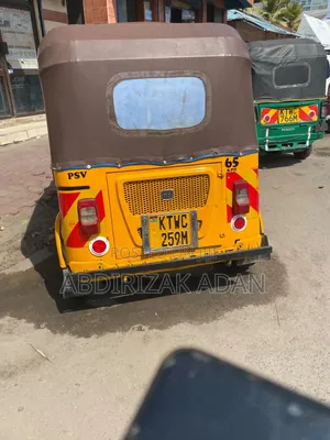 Bajaj RE 2020 Yellow