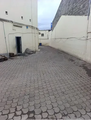 Small Warehouse (2,000sqft) to Let - Enterprise Rd