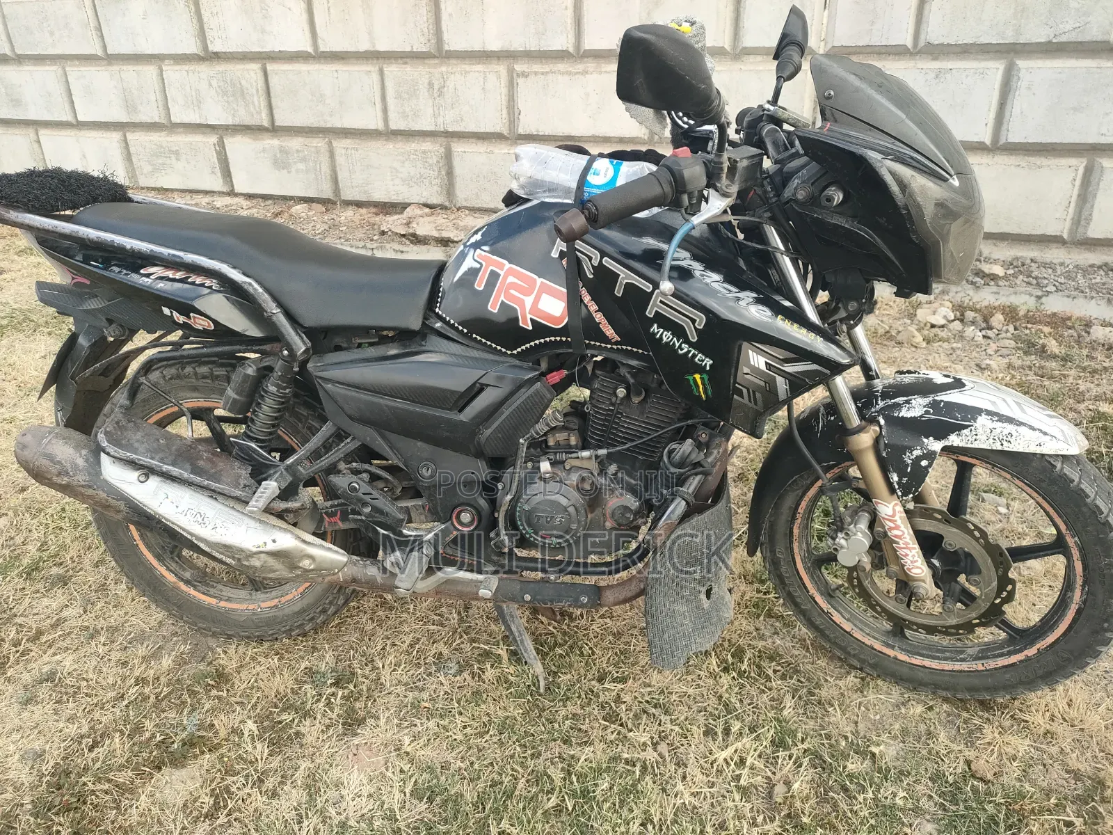 TVS Apache 180 RTR 2021 Black