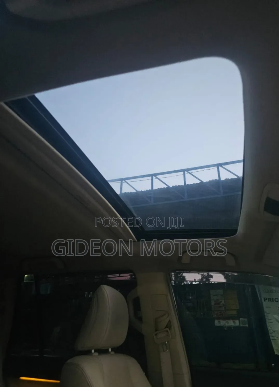 Toyota Land Cruiser 2016 White