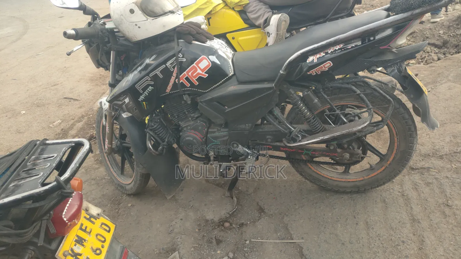 TVS Apache 180 RTR 2021 Black