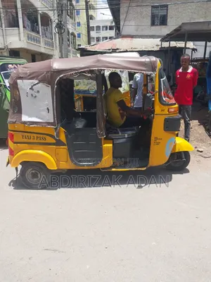 Bajaj RE 2020 Yellow