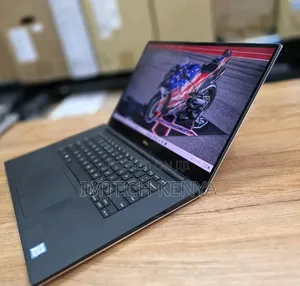 Laptop Dell Precision 15 5540 8GB Intel Core i9 SSD 256GB