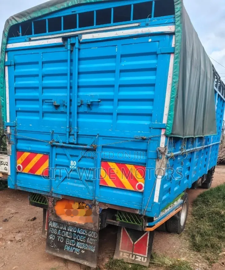 Isuzu FRR 90