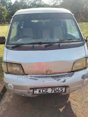Nissan Vanette 2009 Silver