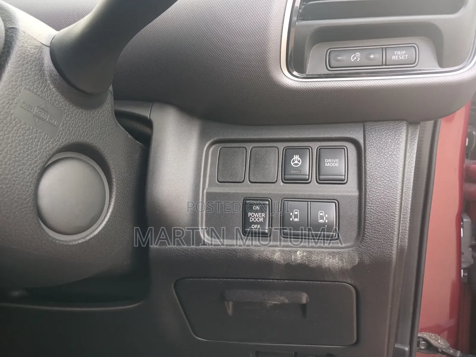 Nissan Serena 2019 Red