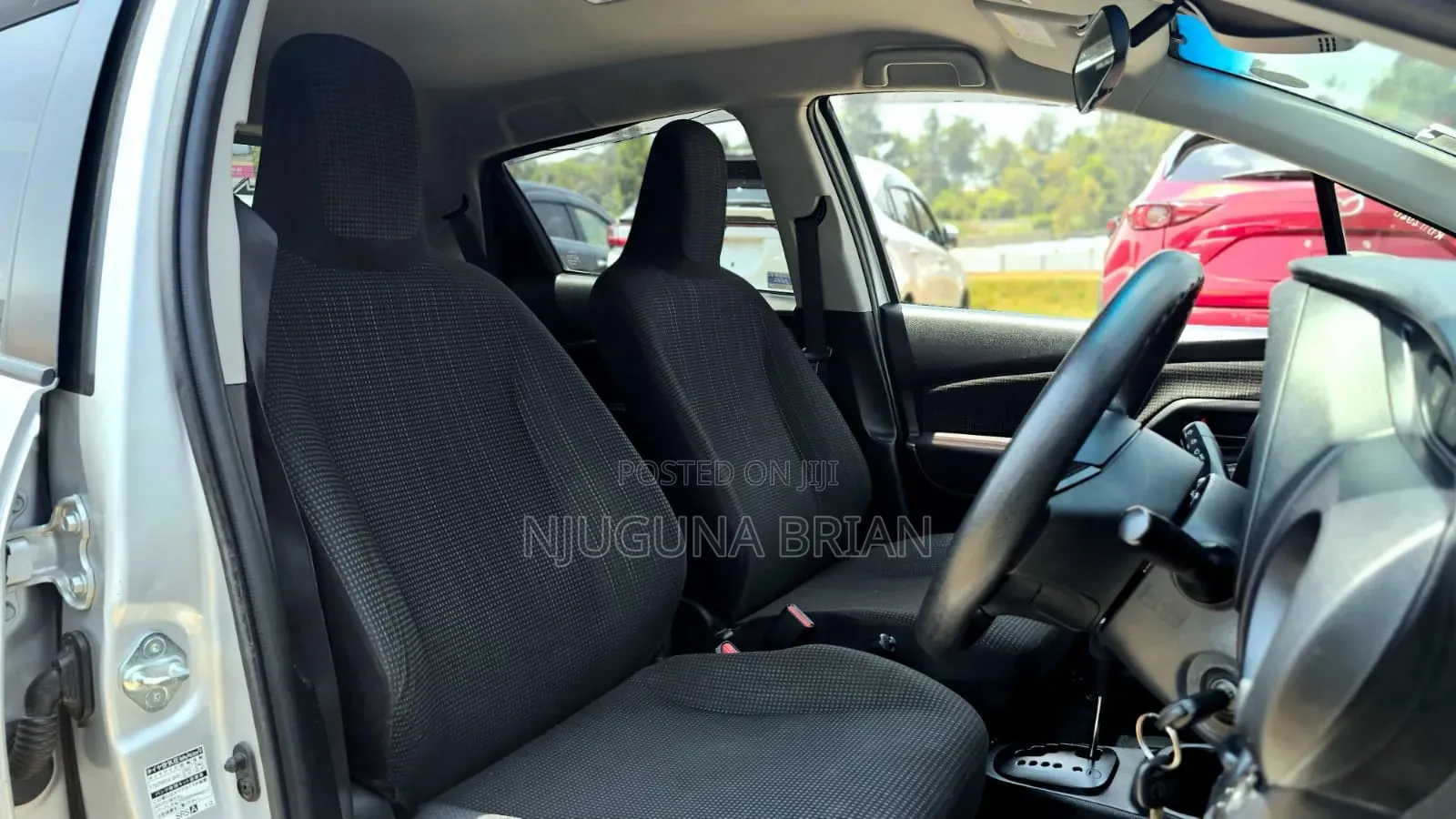 Toyota Vitz 1.5 FWD Hybrid 5dr 2018 Silver