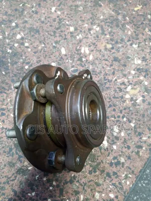 Toyota Prado 150 Hub