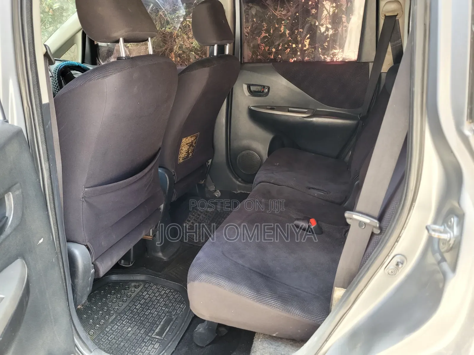 Toyota Ractis 1.5 FWD 2007 Gray