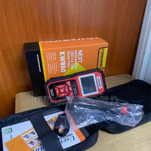 Plug-and-Play Design Diagnostic Scan Tool Fault Code ReaderKW850 OBDII