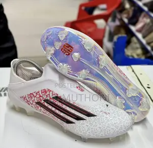 Adidas F50 "Heartbreaker" Size 40-45
