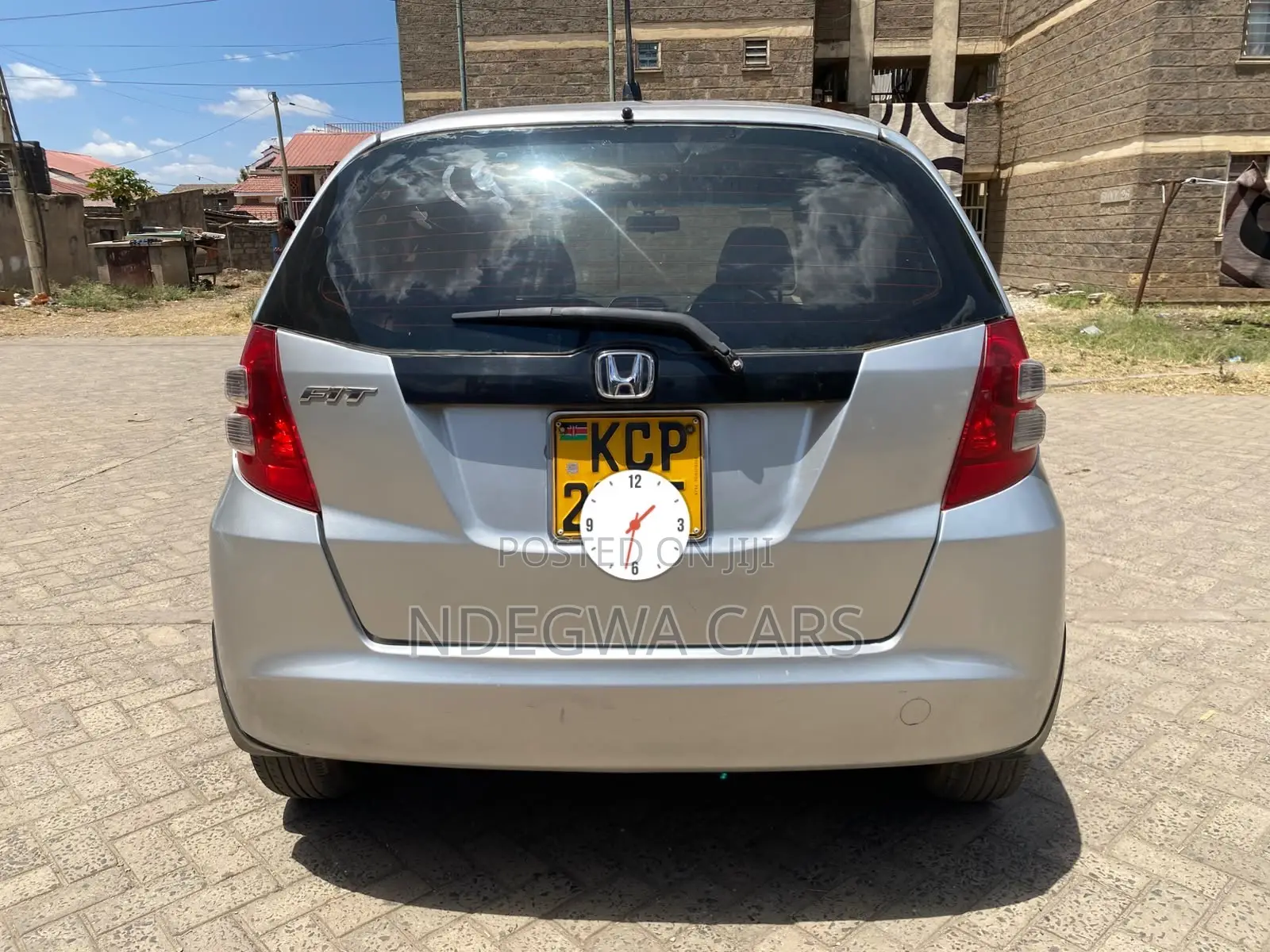 Honda Fit Automatic 2011 Silver