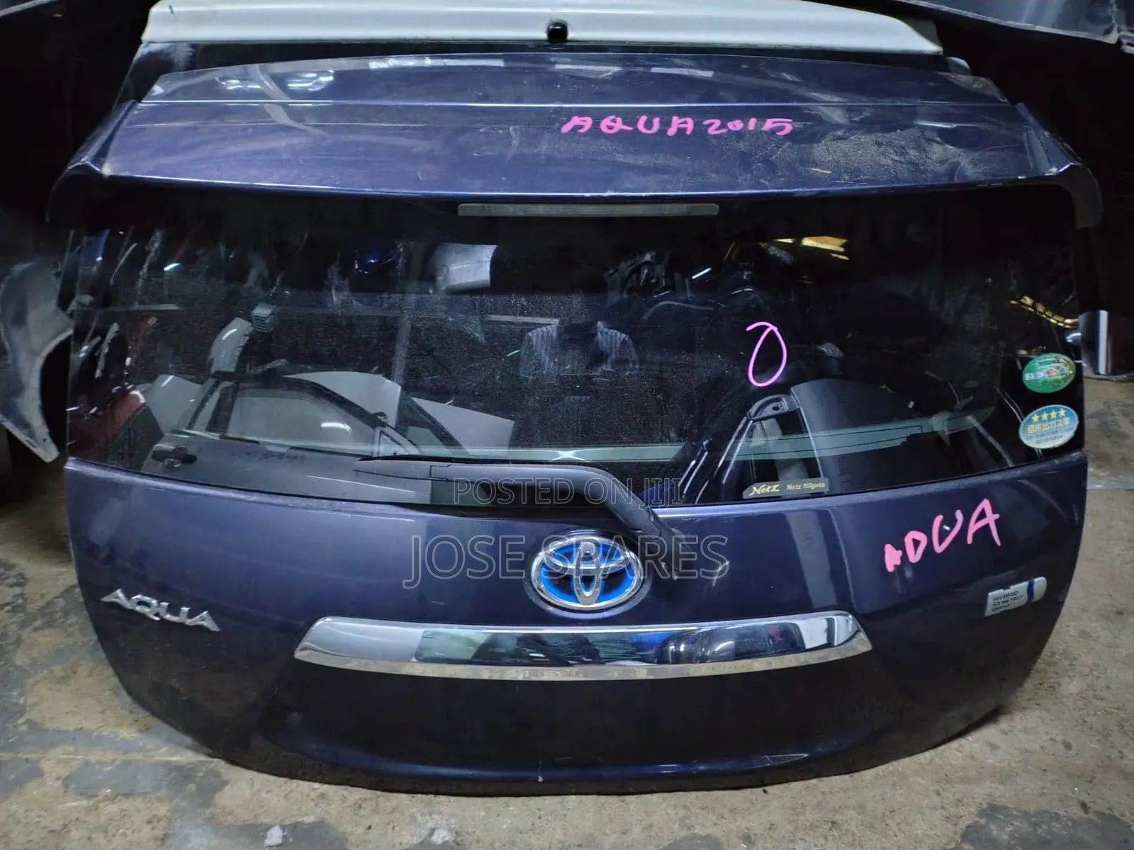 Toyota Aqua Boot /Tailgate