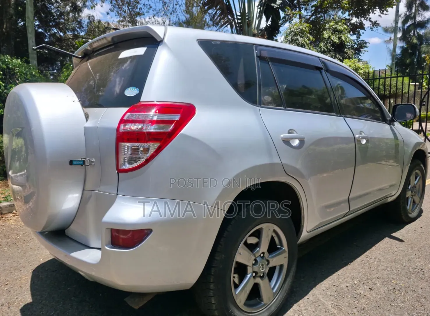 Toyota RAV4 2012 Silver