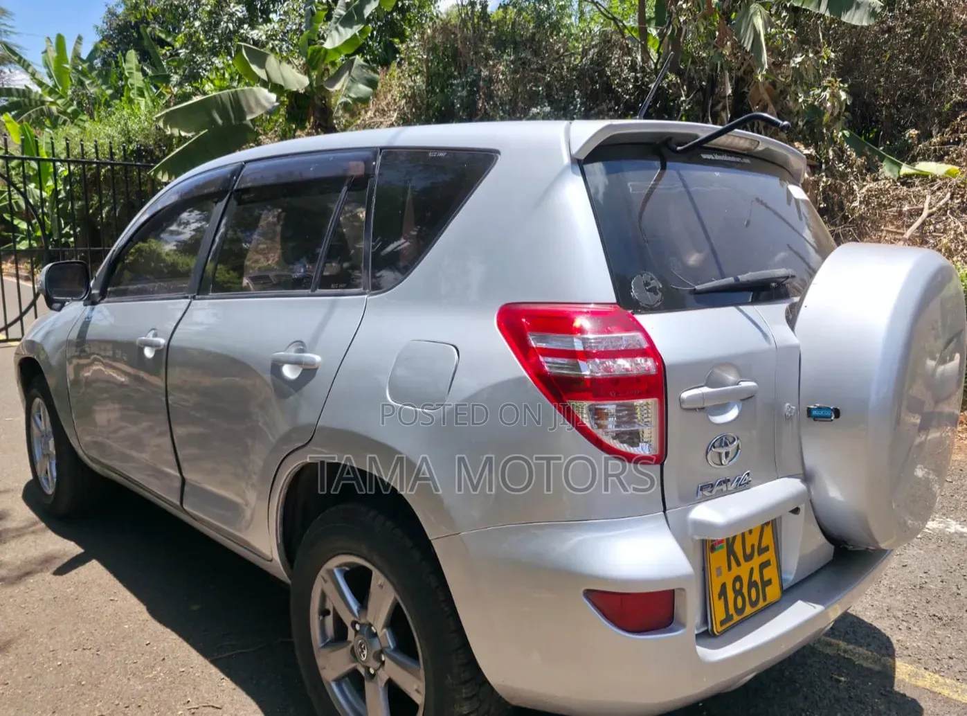 Toyota RAV4 2012 Silver