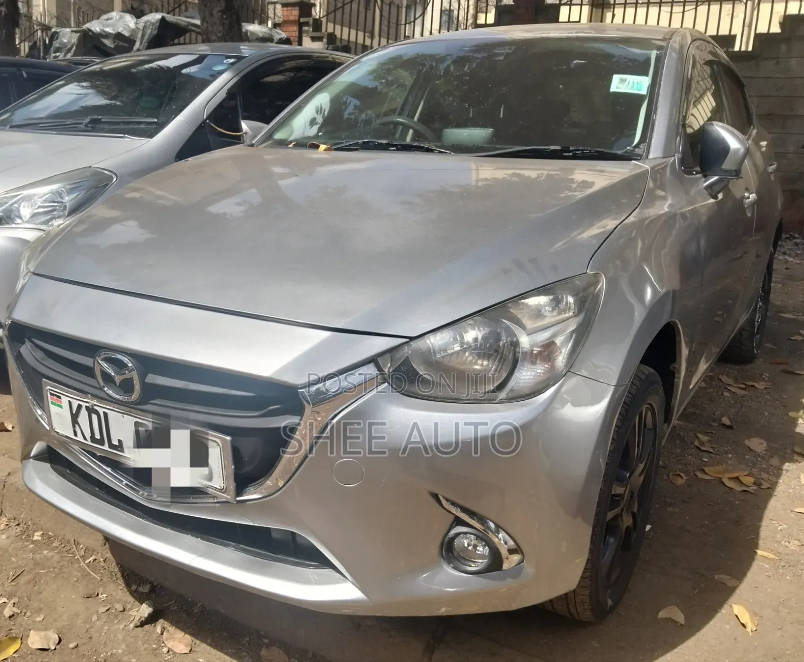 Mazda Demio 2015 Silver