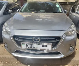 Mazda Demio 2015 Silver