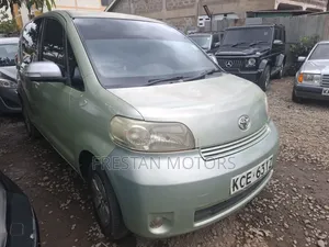 Toyota Porte 2008 Green