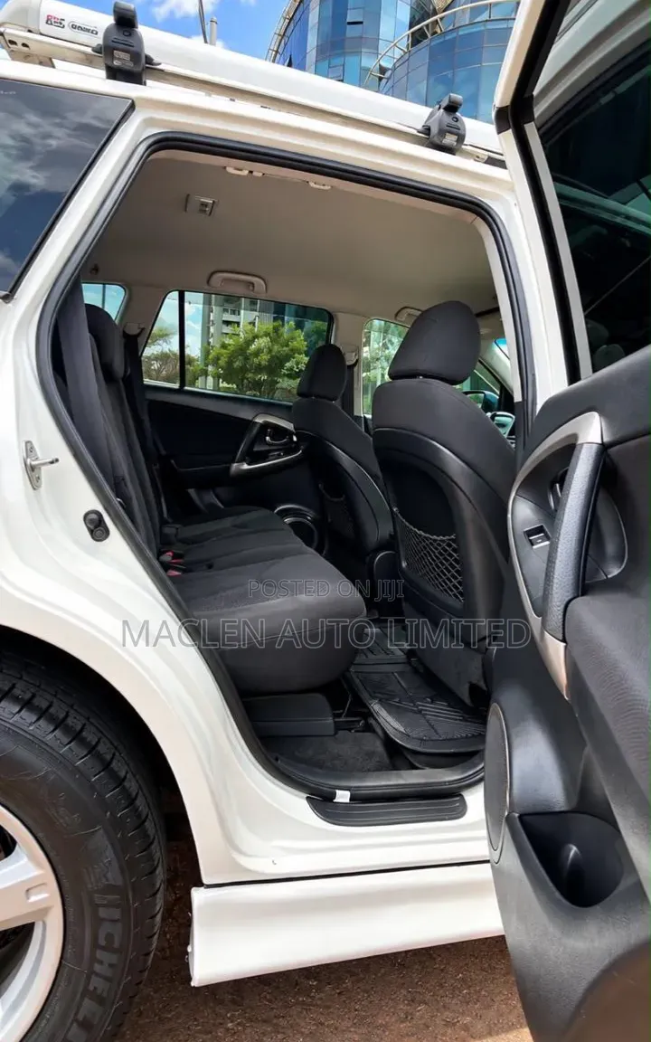 Toyota RAV4 2009