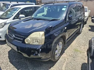 Nissan X-Trail 2010 Black