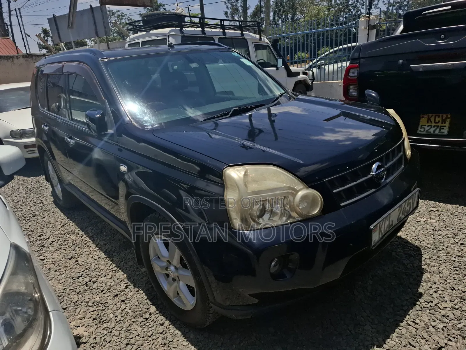 Nissan X-Trail 2010 Black