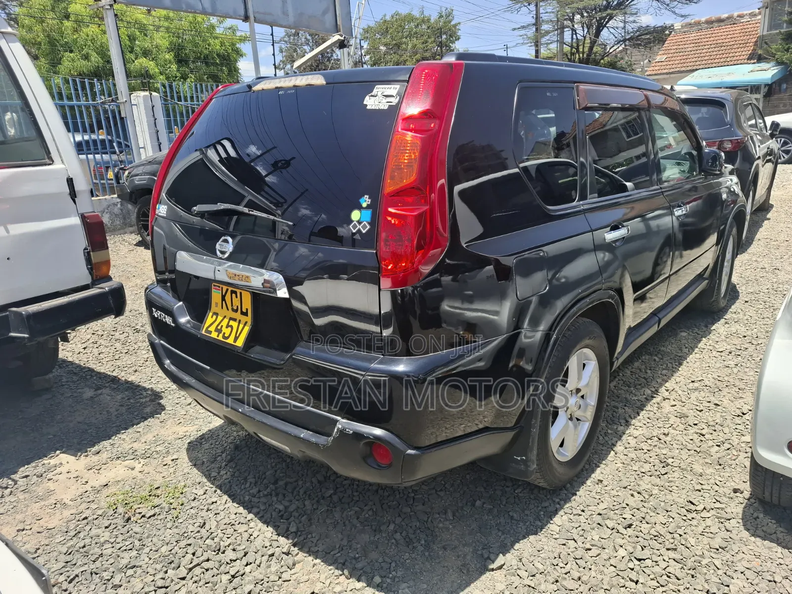 Nissan X-Trail 2010 Black