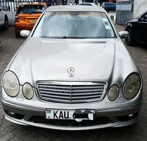 Mercedes-Benz E240 1999