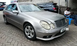 Mercedes-Benz E240 1999