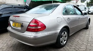 Mercedes-Benz E240 1999