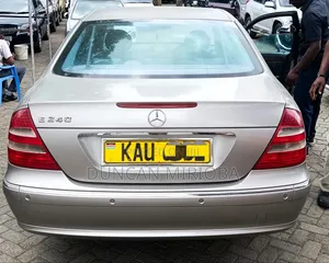 Mercedes-Benz E240 1999