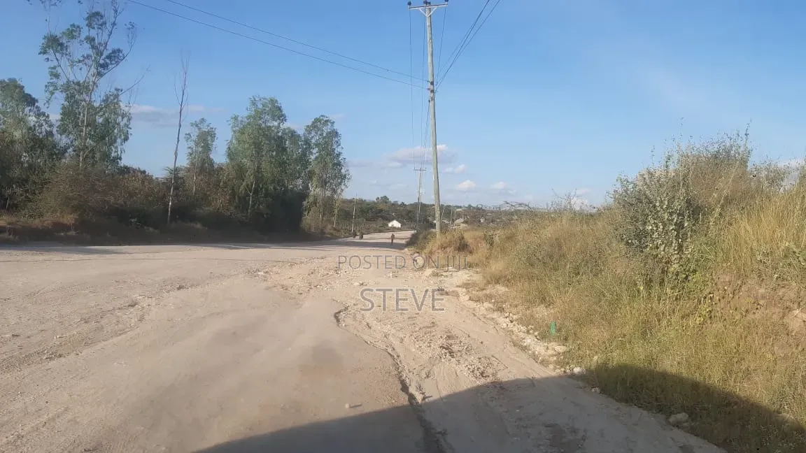 Kinanie Plot, Athi River