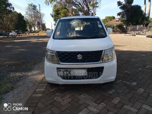 Suzuki Wagon 2015 White