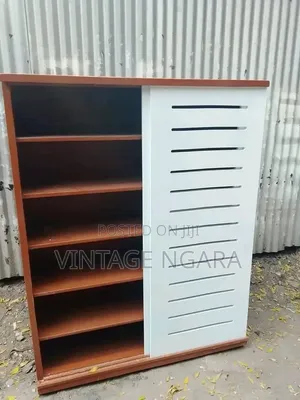 Mordern White Brown Wooden Shoerack