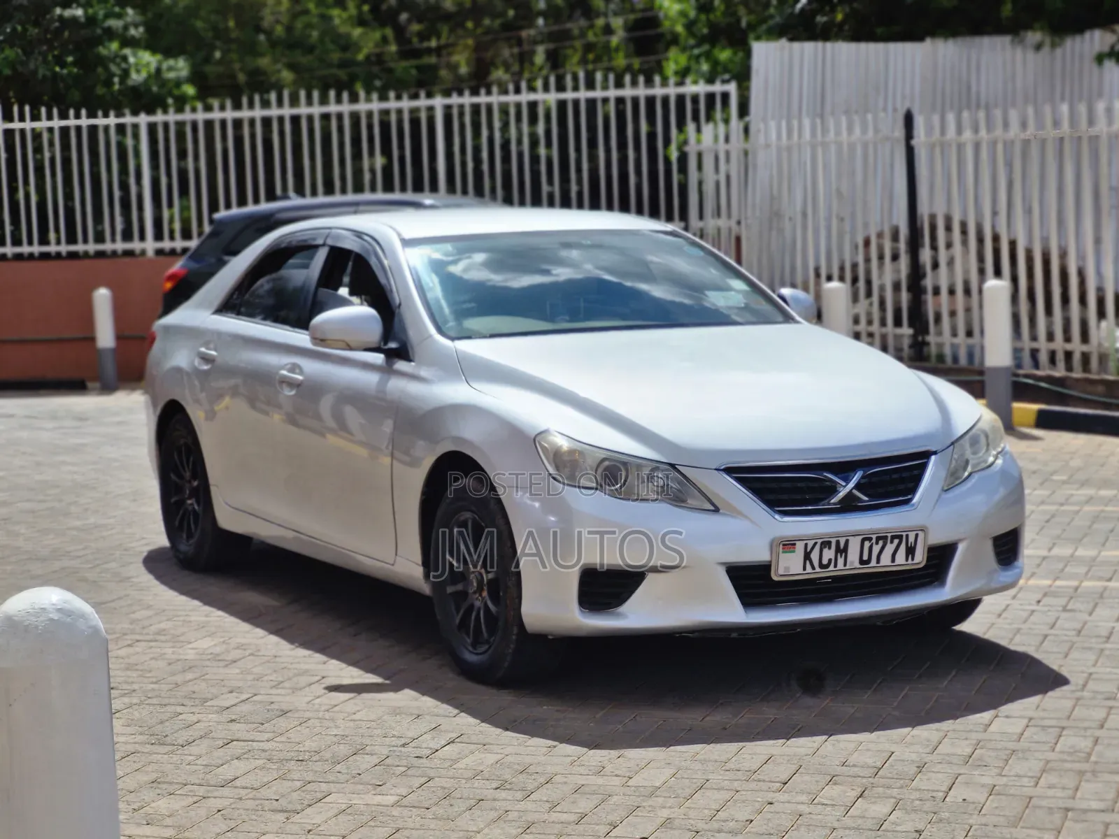 Toyota Mark X 2.5 RWD 2010 Silver